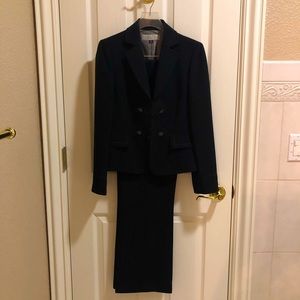 Tahari pant suit. Size 4P. Black. Excellent condition. Great for interviews.